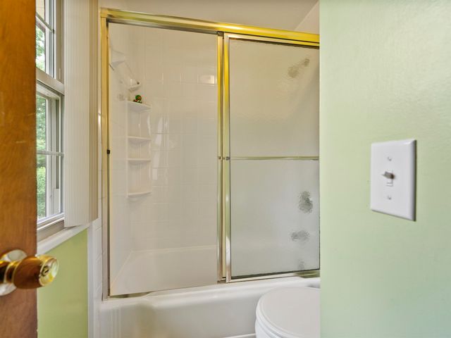 155 Honeysuckle Lane, Huntington, WV 25701
