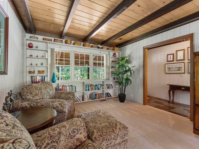 155 Honeysuckle Lane, Huntington, WV 25701