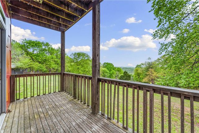 13122 Shaffer Road, Garfield, AR 72732