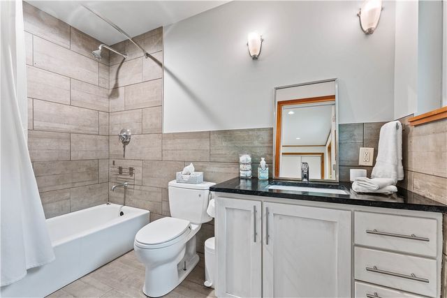 13122 Shaffer Road, Garfield, AR 72732