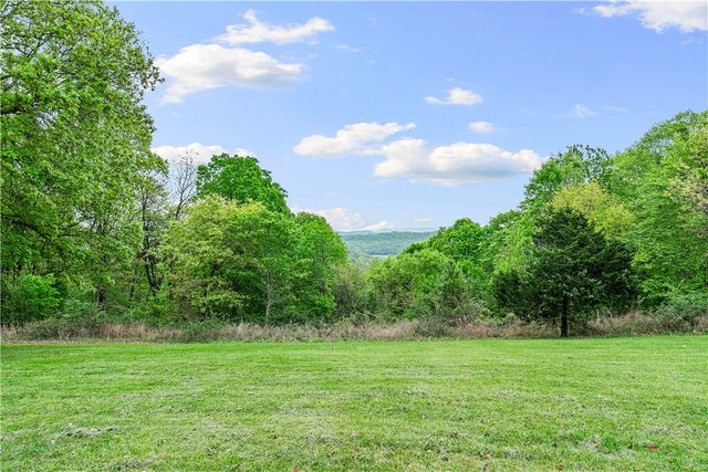 13122 Shaffer Road, Garfield, AR 72732