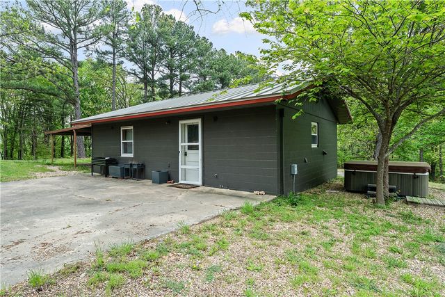13122 Shaffer Road, Garfield, AR 72732