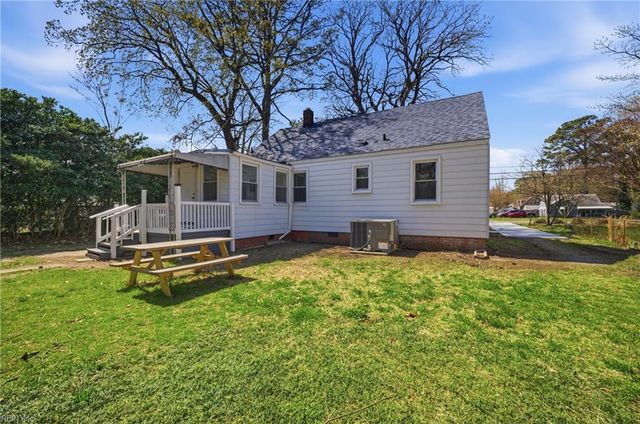 8256 Chesapeake BLVD, Norfolk, VA 23518