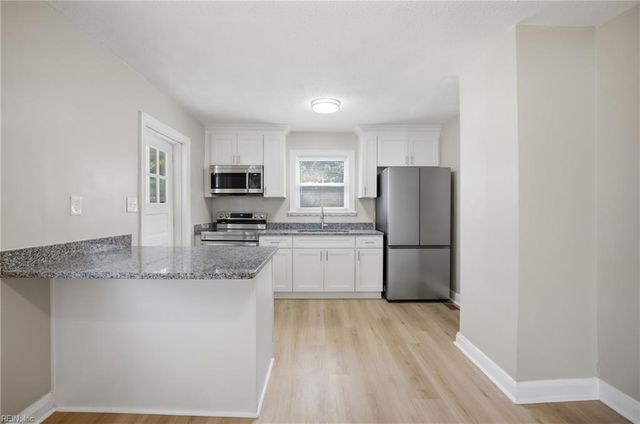 8256 Chesapeake BLVD, Norfolk, VA 23518