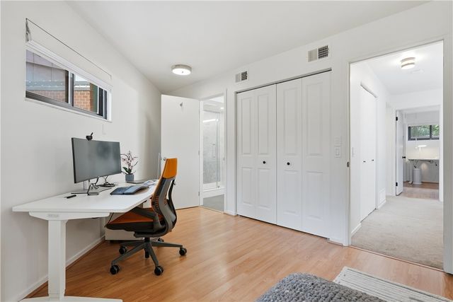 5545 Forbes Ave G, Squirrel Hill, PA 15217