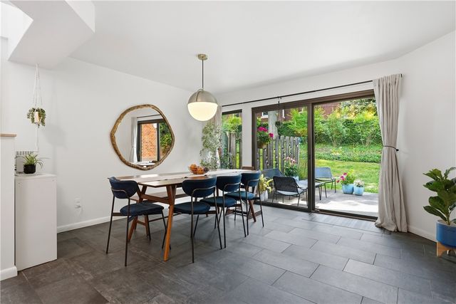 5545 Forbes Ave G, Squirrel Hill, PA 15217