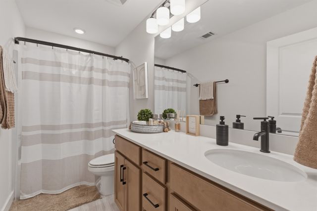 172 Portico Pl, La Vergne, TN 37086