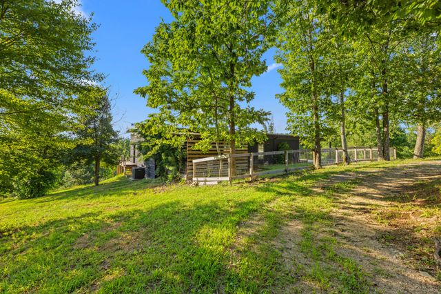1686 Nolan Trail, Bakewell, TN 37373