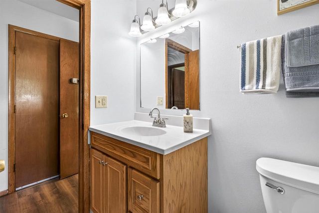 1235 S WESTHAVEN DRIVE, Oshkosh, WI 54904