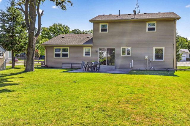 1235 S WESTHAVEN DRIVE, Oshkosh, WI 54904