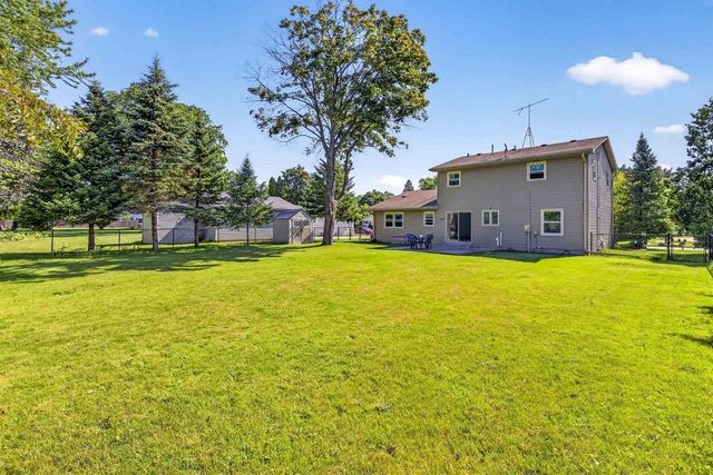 1235 S WESTHAVEN DRIVE, Oshkosh, WI 54904