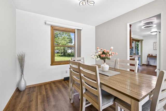 1235 S WESTHAVEN DRIVE, Oshkosh, WI 54904