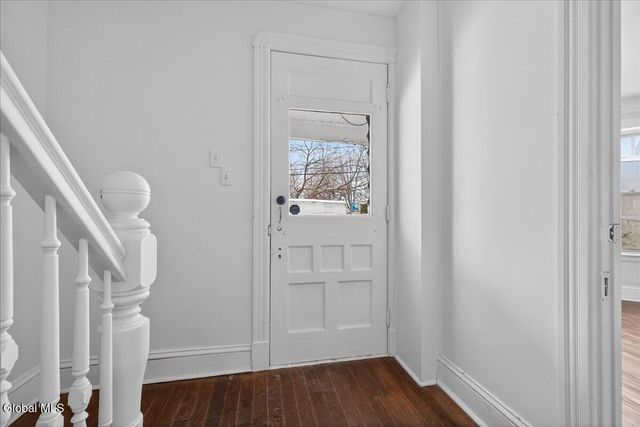 103 Porter Street, Schenectady, NY 12308