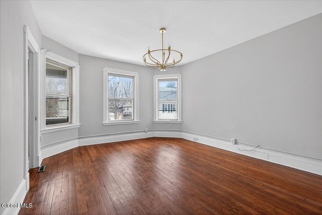 103 Porter Street, Schenectady, NY 12308