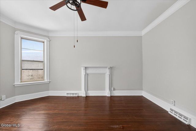 103 Porter Street, Schenectady, NY 12308