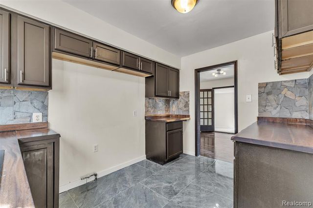 13431 Hartwell Street, Detroit, MI 48227