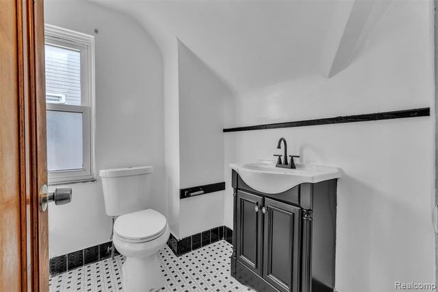 13431 Hartwell Street, Detroit, MI 48227