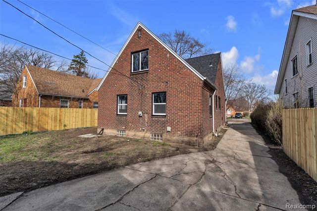 13431 Hartwell Street, Detroit, MI 48227