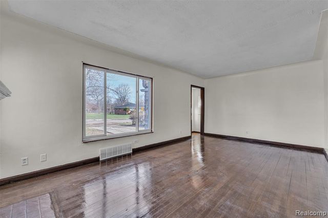 13431 Hartwell Street, Detroit, MI 48227