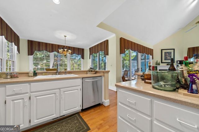 131 Oakton S, Eatonton, GA 31024