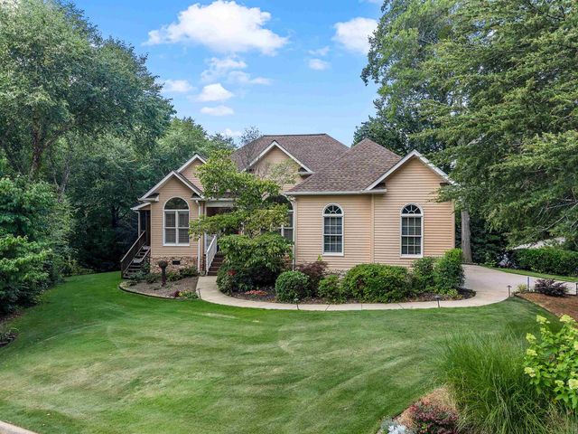 1 Fox Ridge Way, Taylors, SC 29687