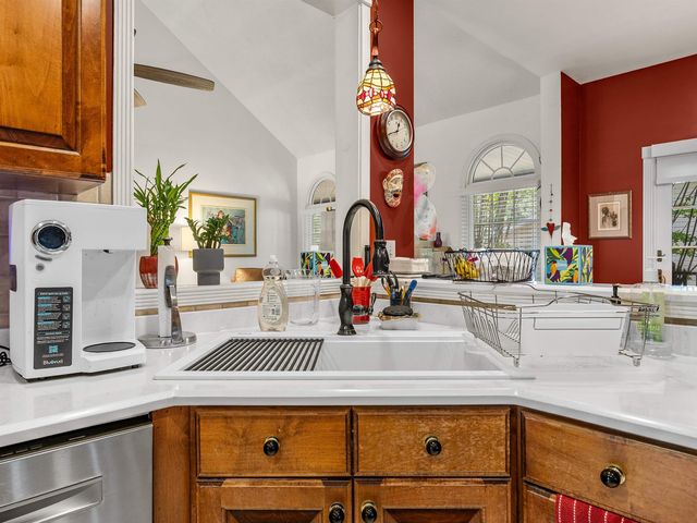 1 Fox Ridge Way, Taylors, SC 29687