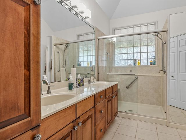 1 Fox Ridge Way, Taylors, SC 29687
