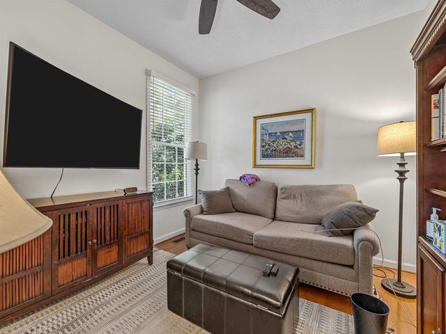 1 Fox Ridge Way, Taylors, SC 29687