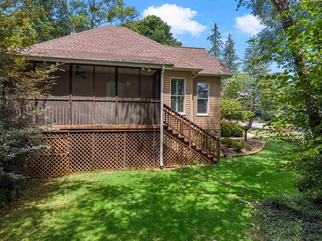1 Fox Ridge Way, Taylors, SC 29687