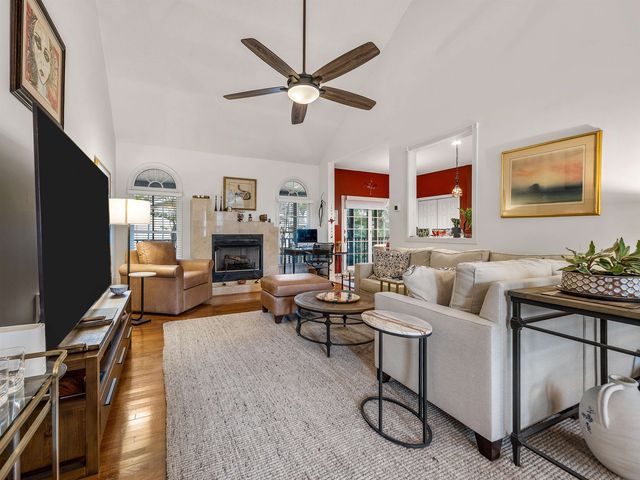 1 Fox Ridge Way, Taylors, SC 29687
