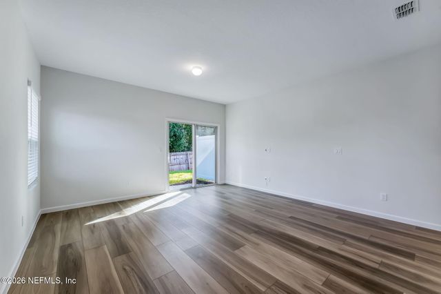708 HOLLY LAKES Drive, Orange Park, FL 32073