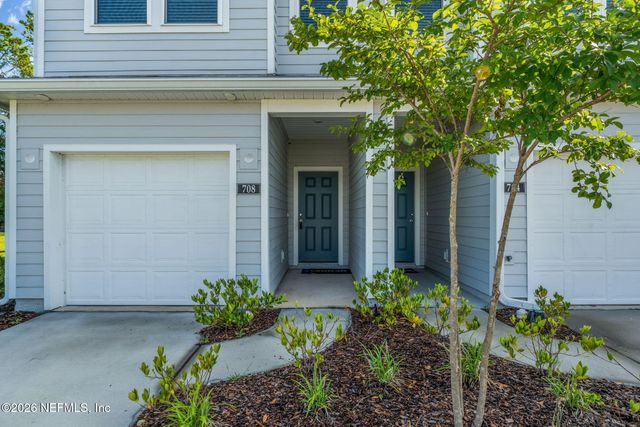 708 HOLLY LAKES Drive, Orange Park, FL 32073