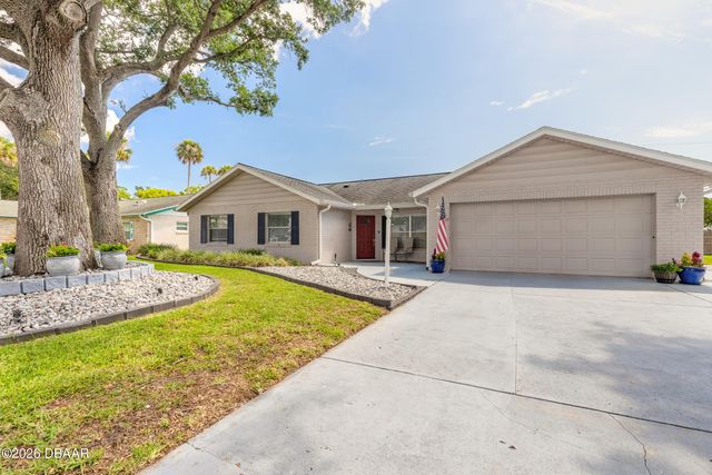 1409 Edgewater Road, Daytona Beach, FL 32114