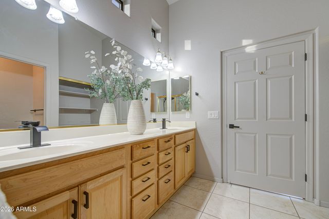 380 W 14TH Avenue, Apache Junction, AZ 85120