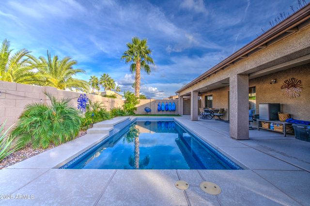 380 W 14TH Avenue, Apache Junction, AZ 85120