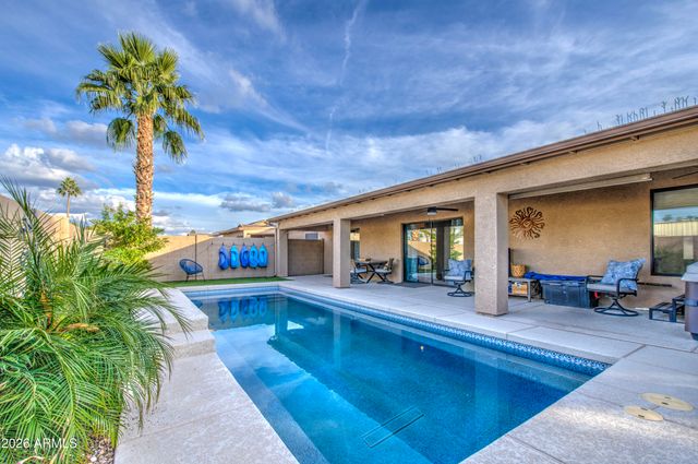 380 W 14TH Avenue, Apache Junction, AZ 85120