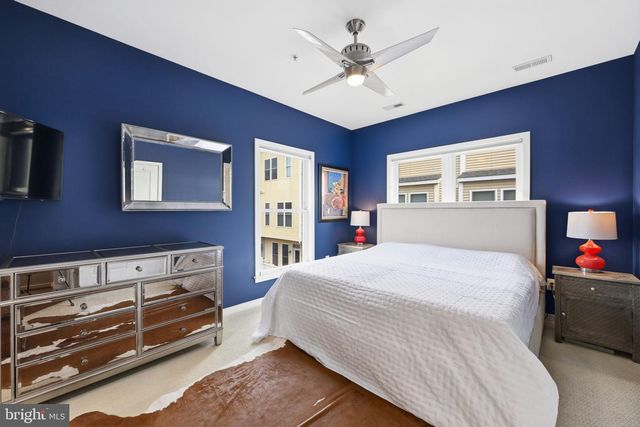 909 3RD PL SE, Washington, DC 20003