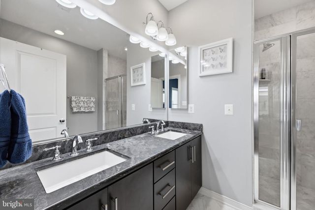 909 3RD PL SE, Washington, DC 20003