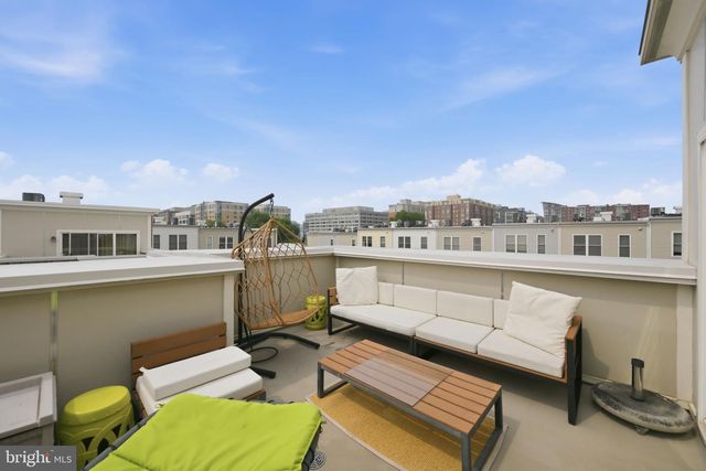 909 3RD PL SE, Washington, DC 20003