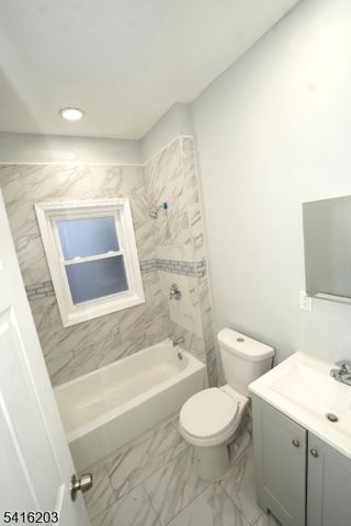 183 N Munn Ave, East Orange City, NJ 07017