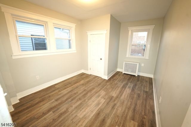 183 N Munn Ave, East Orange City, NJ 07017