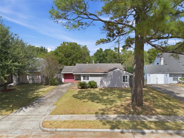 4022 Woodhaven Street, Houston, TX 77025