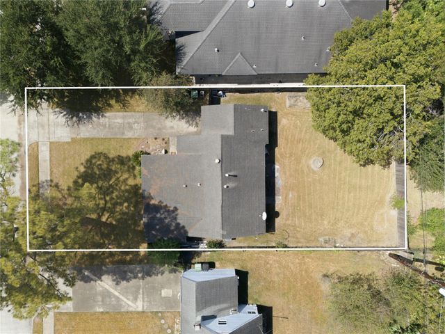 4022 Woodhaven Street, Houston, TX 77025
