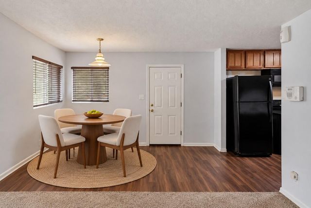 4022 Woodhaven Street, Houston, TX 77025