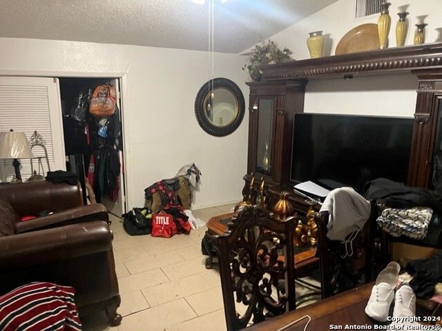 4005 Colonial Sun Dr, San Antonio, TX 78244