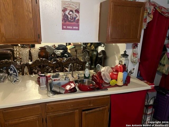 4005 Colonial Sun Dr, San Antonio, TX 78244
