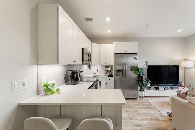 1457 Tremont Street 401, Boston, MA 02120