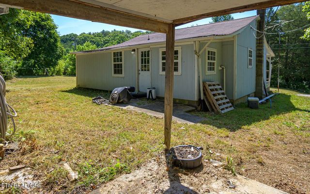 817 Big Creek Rd, Madisonville, TN 37354