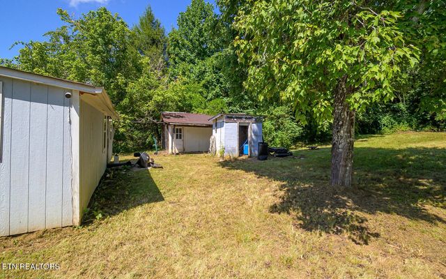 817 Big Creek Rd, Madisonville, TN 37354