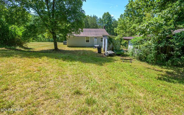 817 Big Creek Rd, Madisonville, TN 37354